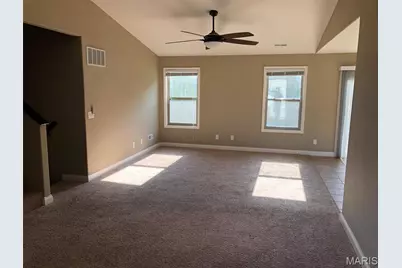 114 Prairie Bluffs Drive, Wentzville, MO 63385 - Photo 2