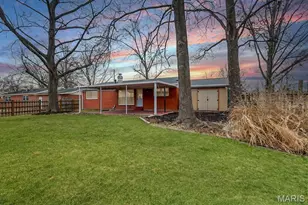2305 Belfast Dr, Florissant, MO 63033 - Photo 2