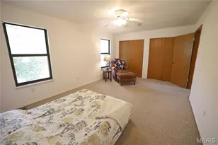 2048 New Sun Dr, Florissant, MO 63031 - Photo 14