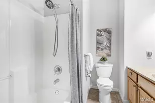 702 Balcarra Dr, O'Fallon, MO 63368 - Photo 44