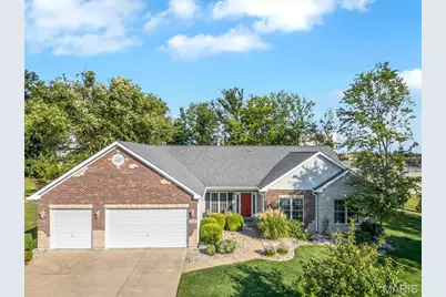 702 Balcarra Drive, O'Fallon, MO 63368 - Photo 2