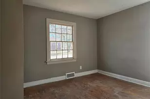 309 Newell Dr, Ferguson, MO 63135 - Photo 10