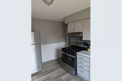 830 Loekes Drive, Florissant, MO 63031 - Photo 2