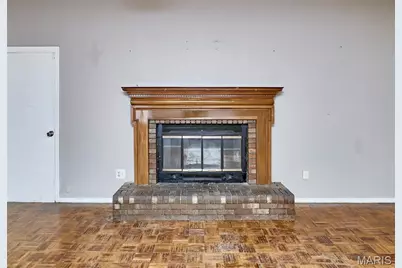 1575 Starling Drive, Florissant, MO 63031 - Photo 10