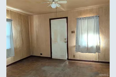 3236 Royalton Avenue, Breckenridge Hills, MO 63114 - Photo 2