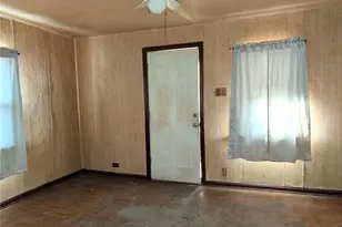 3236 Royalton Ave, Breckenridge Hills, MO 63114 - Photo 2