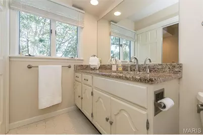1620 Chalmers Drive, Chesterfield, MO 63017 - Photo 26