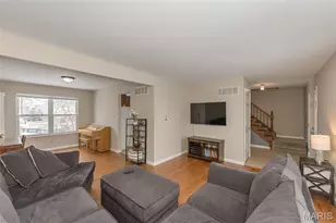 1118 Saddlebrook Ct, Saint Charles, MO 63304 - Photo 6