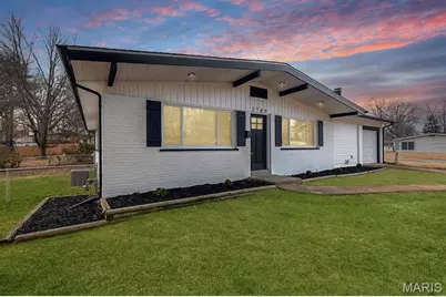 2780 Narraganset Drive, Florissant, MO 63033 - Photo 1