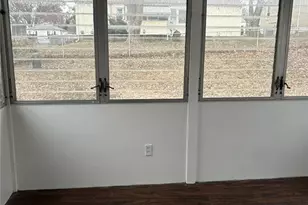 1243 Addison Dr, Bellefontaine Neighbors, MO 63137 - Photo 12