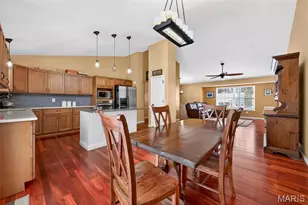 557 Woodlyn Crossing, Ballwin, MO 63021 - Photo 10