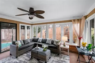 1889 N Signal Hills Dr, Kirkwood, MO 63122 - Photo 14