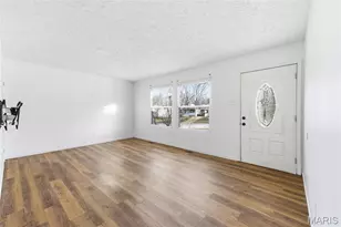 37 Hunting Creek Rd, Saint Peters, MO 63376 - Photo 4