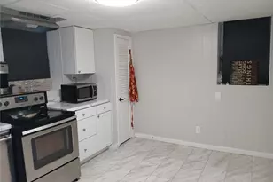 7544 York Dr, Clayton, MO 63105 - Photo 4