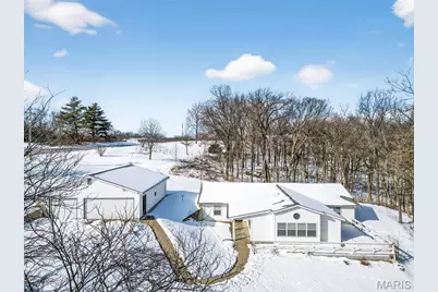 389 Highway Y, Winfield, MO 63389 - Photo 1