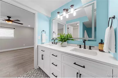 402 Knothole Lane, Wentzville, MO 63385 - Photo 54