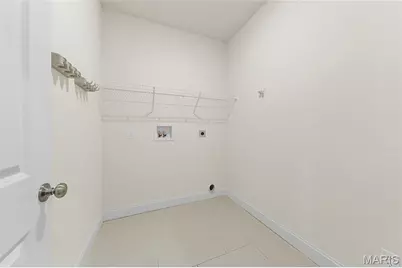 402 Knothole Lane, Wentzville, MO 63385 - Photo 32