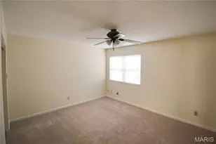 9041 N Swan Cir, Brentwood, MO 63144 - Photo 16