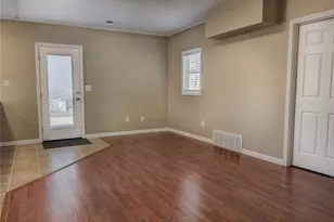 26147 N Carol St, Warrenton, MO 63383 - Photo 6