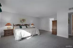 13258 Fairoyal Dr, Des Peres, MO 63131 - Photo 14