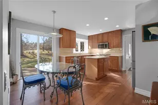 13258 Fairoyal Dr, Des Peres, MO 63131 - Photo 8