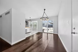 2128 Monks Hollow Dr, Florissant, MO 63031 - Photo 10