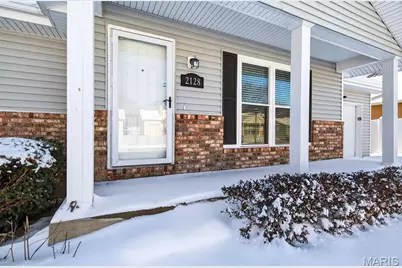 2128 Monks Hollow Drive, Florissant, MO 63031 - Photo 6