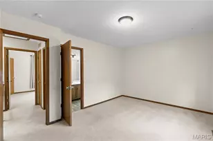 2412 Silkwood Dr, Overland, MO 63114 - Photo 18