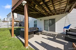 176 Berry Manor Cir, Saint Peters, MO 63376 - Photo 34