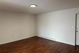 215 E Cherry St, Troy, MO 63379 - Photo 2