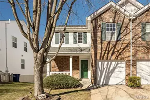 6827 Eagles Landing Ct, Pacific, MO 63069 - Photo 1