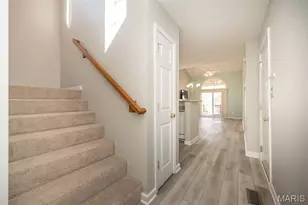 6827 Eagles Landing Ct, Pacific, MO 63069 - Photo 4