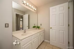 6827 Eagles Landing Ct, Pacific, MO 63069 - Photo 14