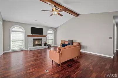 1332 Pegasus Trail, Saint Peters, MO 63376 - Photo 4