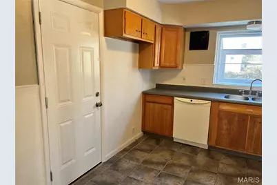 8527 Dianthus Lane, Saint Louis, MO 63136 - Photo 6