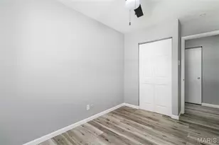 7604 Hazelcrest Dr, Saint Louis, MO 63042 - Photo 16