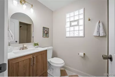 31 Bon Hills Drive, Saint Louis, MO 63132 - Photo 16