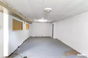 8135 Bloom Dr, Saint Louis, MO 63114 - Photo 30