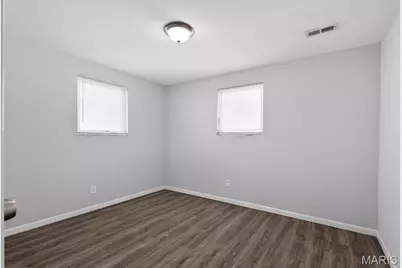 9732 Cambria Drive, Saint Louis, MO 63136 - Photo 16