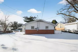 9732 Cambria Dr, Saint Louis, MO 63136 - Photo 28