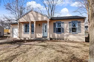 2325 Sundance Dr, O'Fallon, MO 63368 - Photo 2