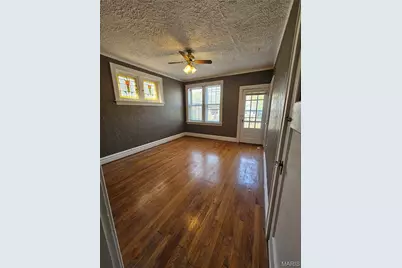 1712 Yale Avenue #A, Richmond Heights, MO 63117 - Photo 2