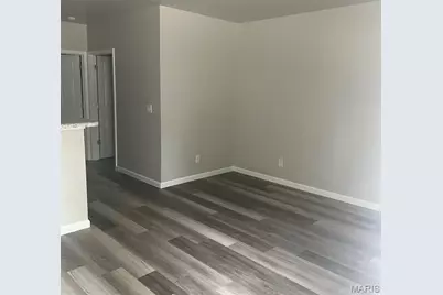 716 Tall Oaks Drive #110, Saint Clair, MO 63077 - Photo 2