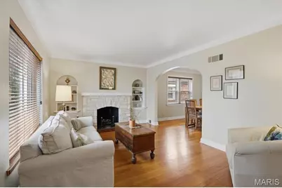 6542 Lindenwood Place, Saint Louis, MO 63109 - Photo 6