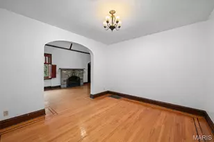 3927 Childress Ave, Saint Louis, MO 63109 - Photo 8