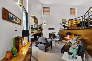 6 Benton Pl, Saint Louis, MO 63104 - Photo 12