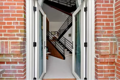 6 Benton Place, Saint Louis, MO 63104 - Photo 38