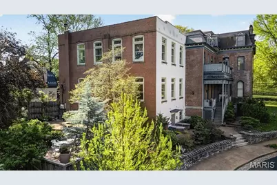 6 Benton Place, Saint Louis, MO 63104 - Photo 4