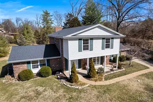 12205 Blackheath Ct, Saint Louis, MO 63141 - Photo 2