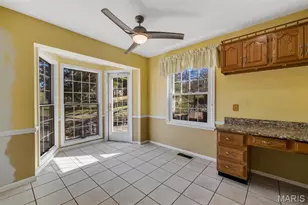 12205 Blackheath Ct, Saint Louis, MO 63141 - Photo 22